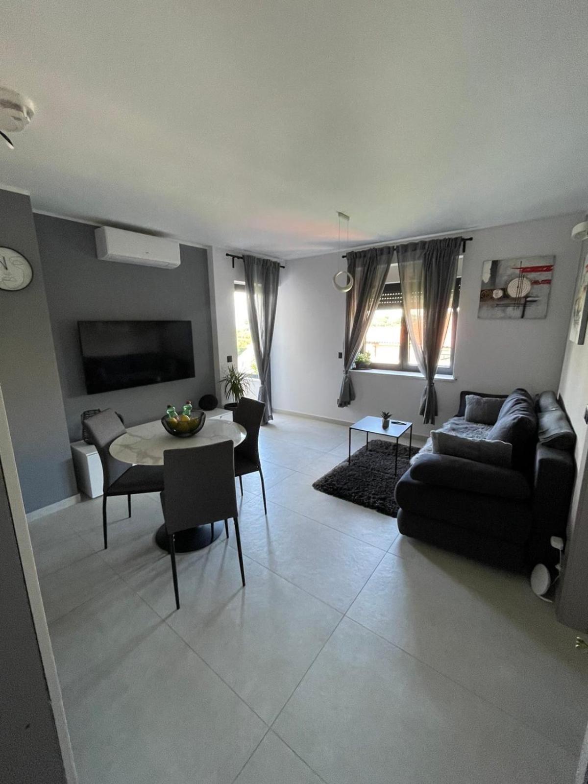 Rijeka Relax Apartment With Parking Exterior foto