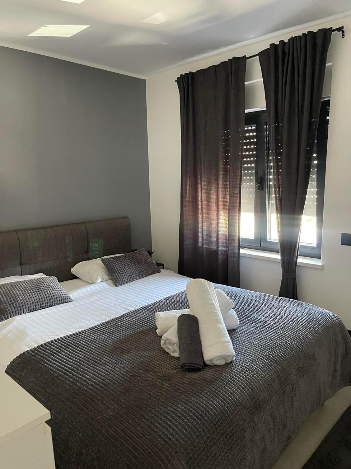 Rijeka Relax Apartment With Parking Exterior foto